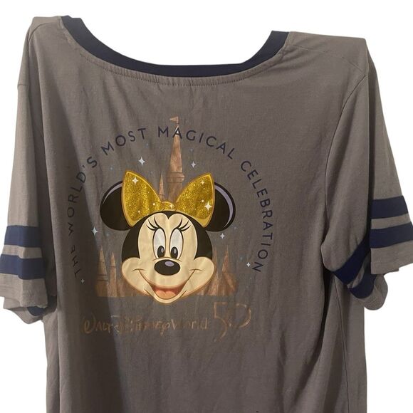 Walt Disney World 50th Anniversary Minnie Mouse Castle Shirt Size L Gray V-Neck - Picture 7 of 15